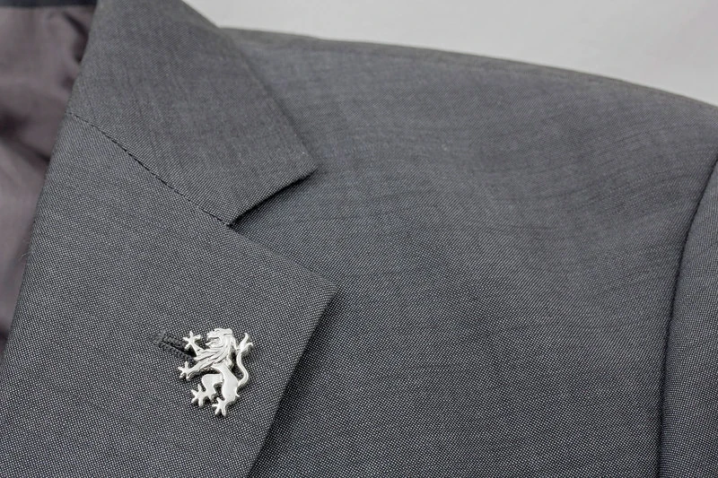 Leone Pin